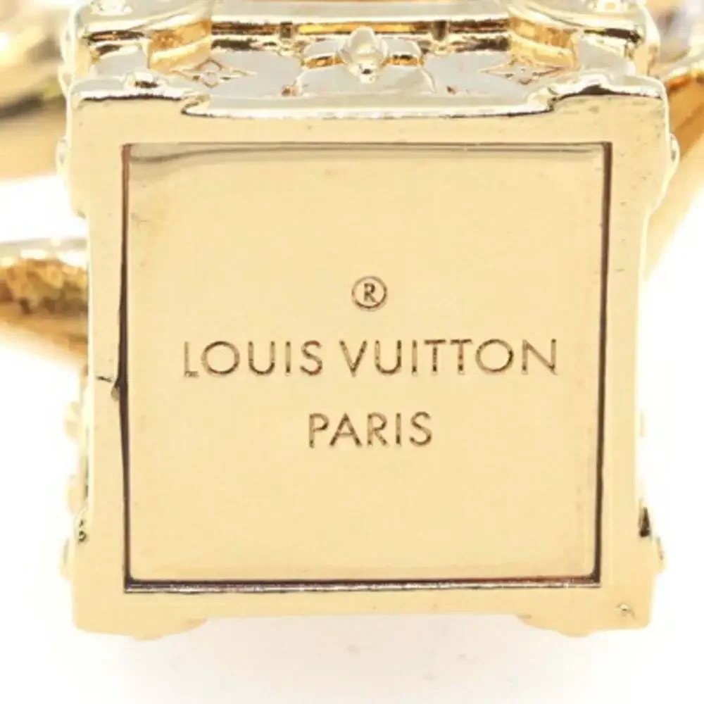 LOUIS VUITTON Gold Necklace